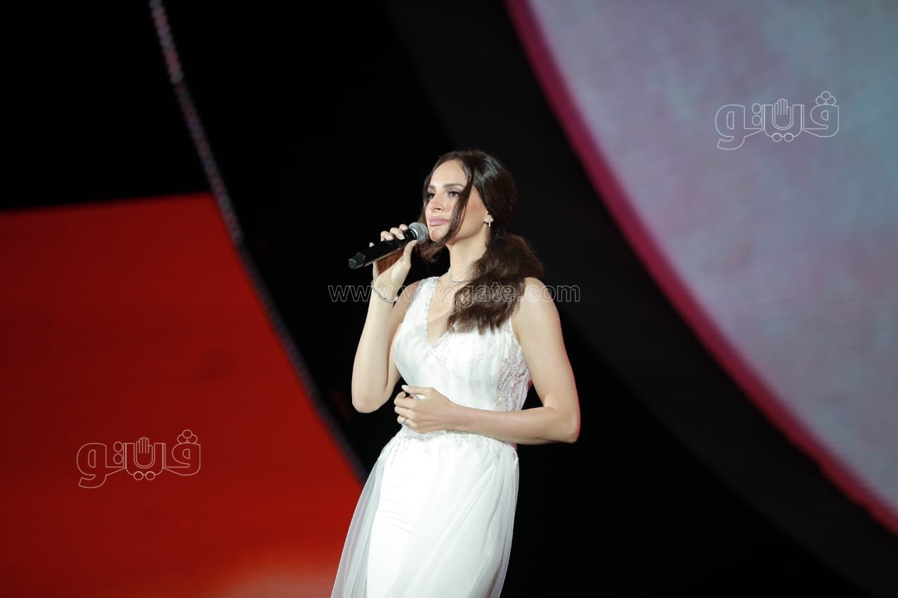  حفل آمال ماهر بالساحل الشمالي (5)