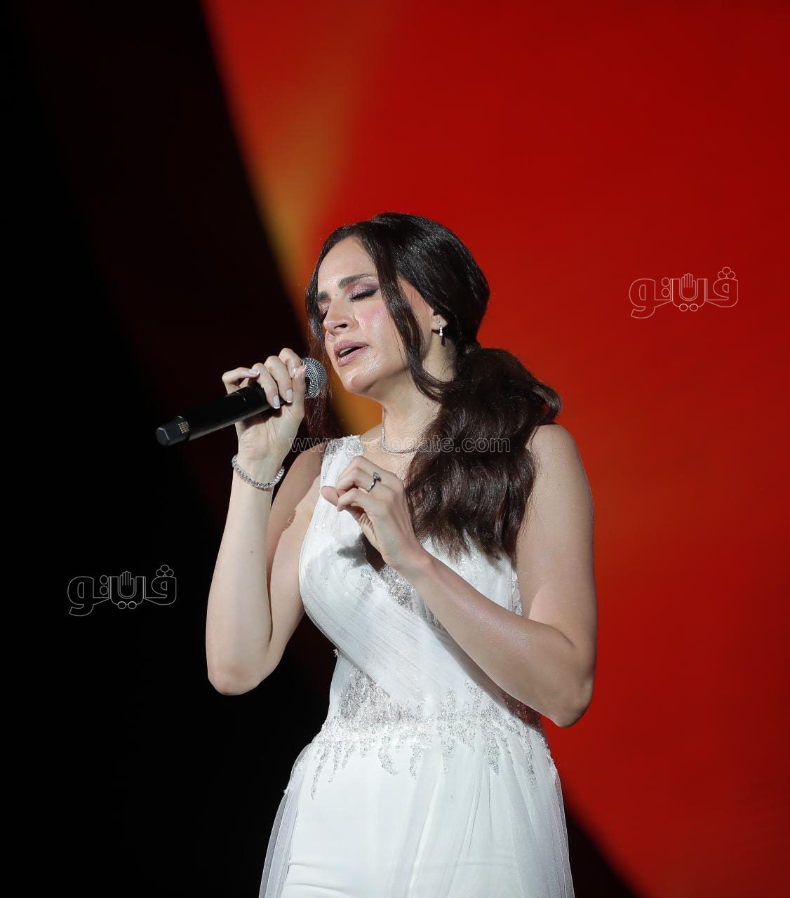  حفل آمال ماهر بالساحل الشمالي (7)