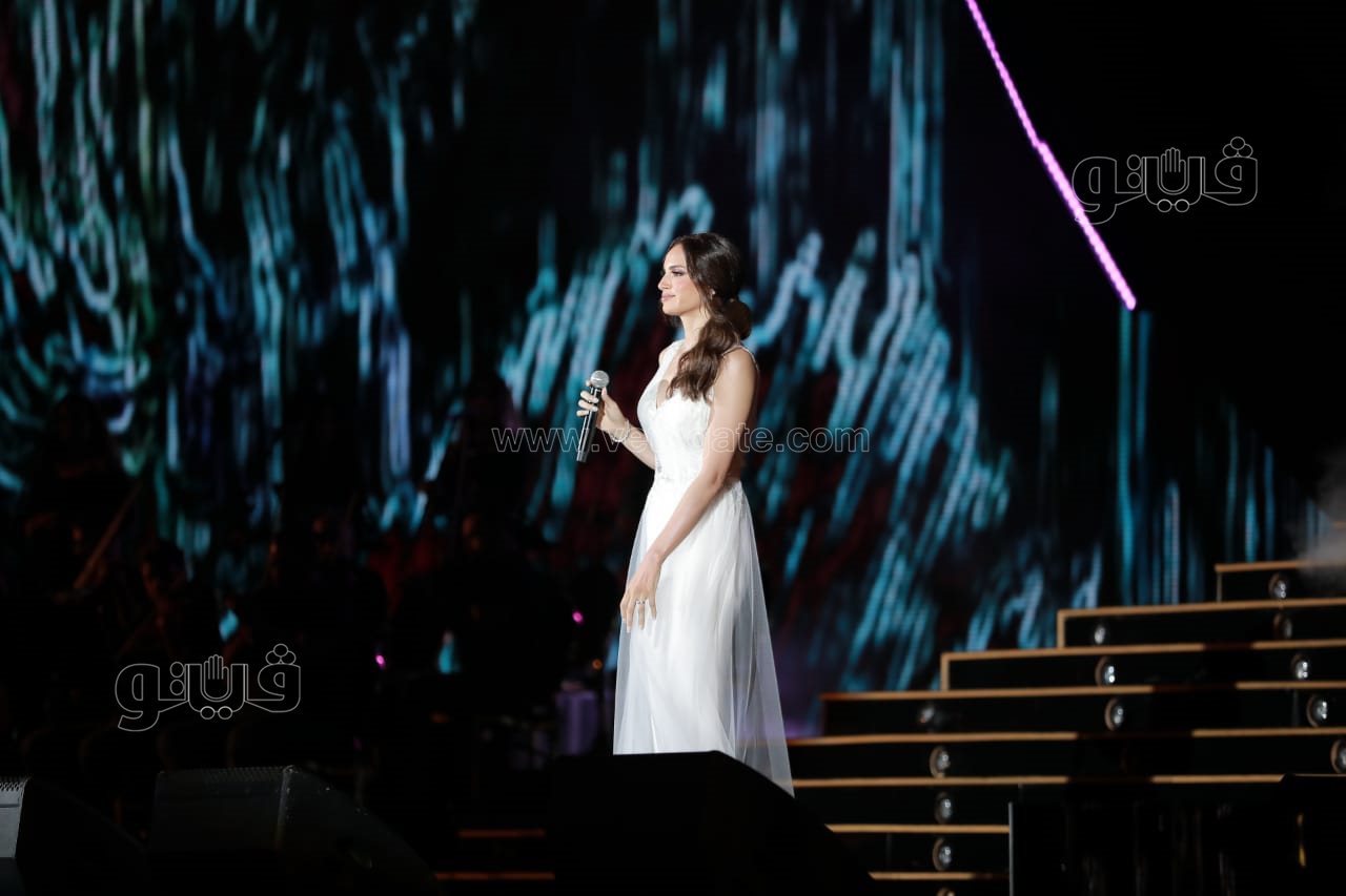  حفل آمال ماهر بالساحل الشمالي (14)