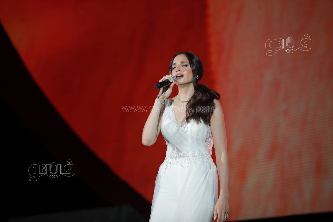  حفل آمال ماهر بالساحل الشمالي (28)