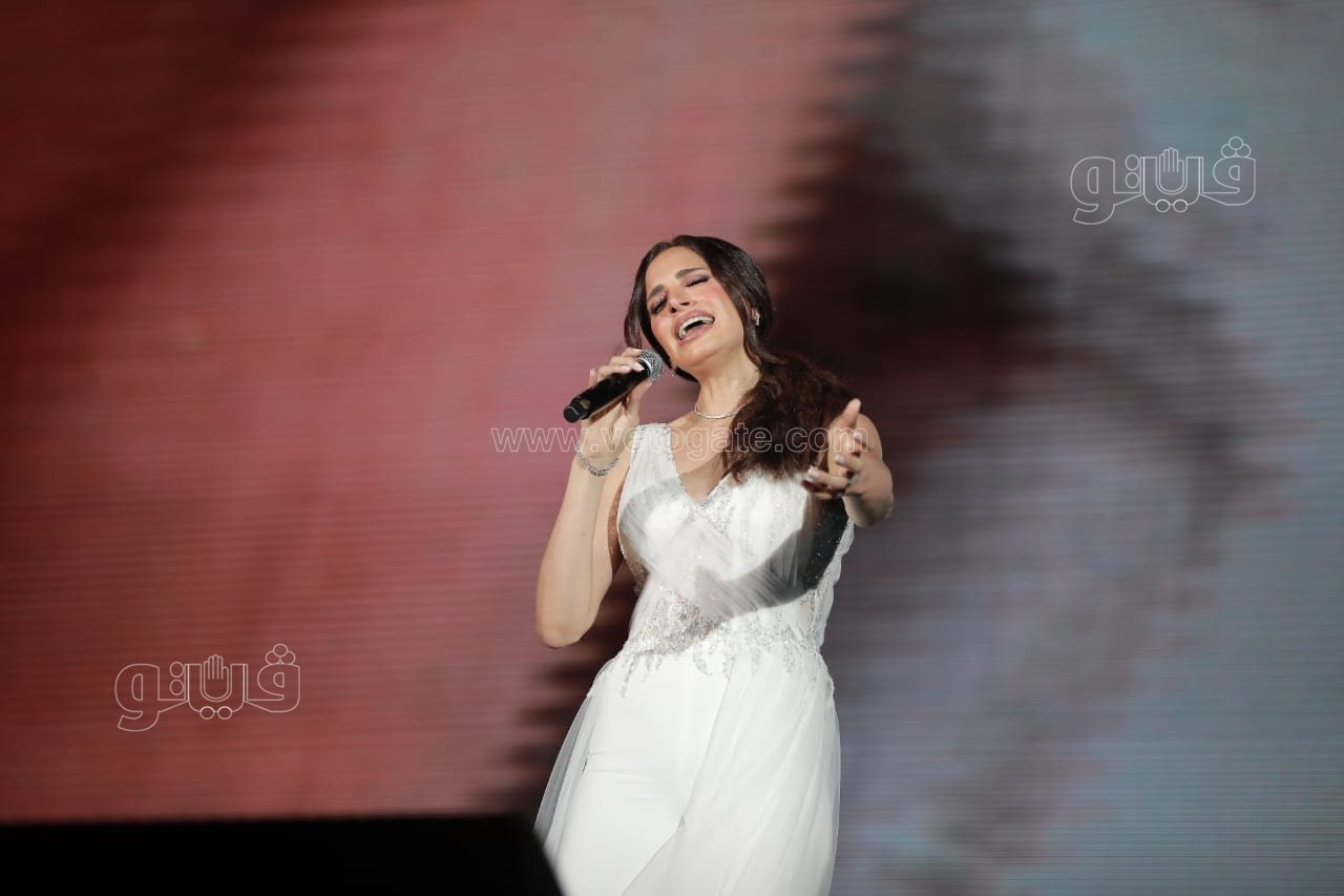  حفل آمال ماهر بالساحل الشمالي (34)