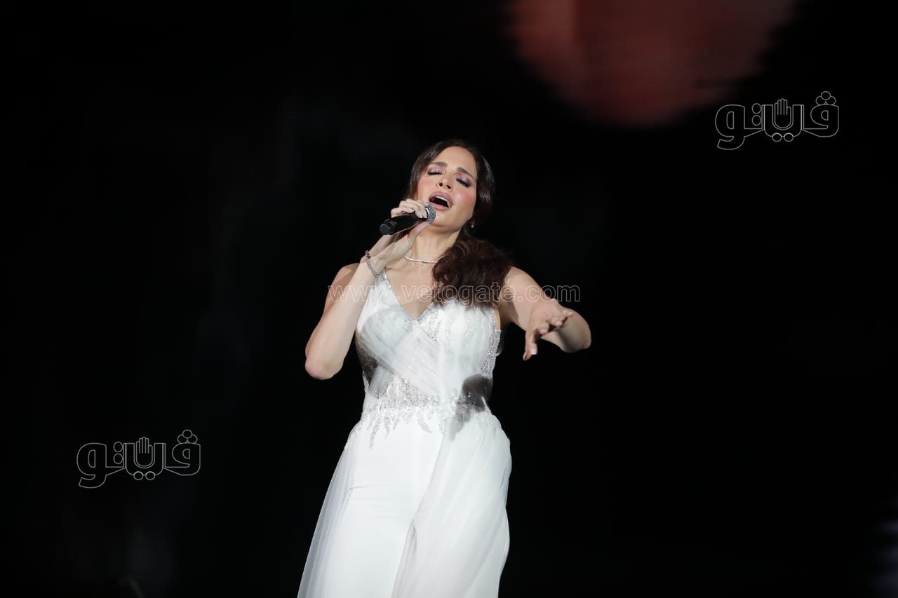  حفل آمال ماهر بالساحل الشمالي (36)