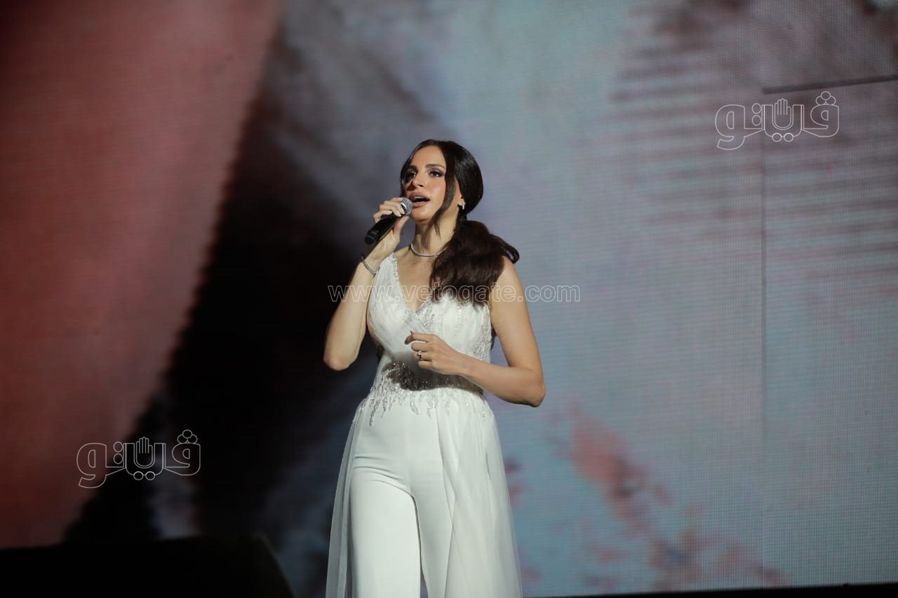  حفل آمال ماهر بالساحل الشمالي (38)