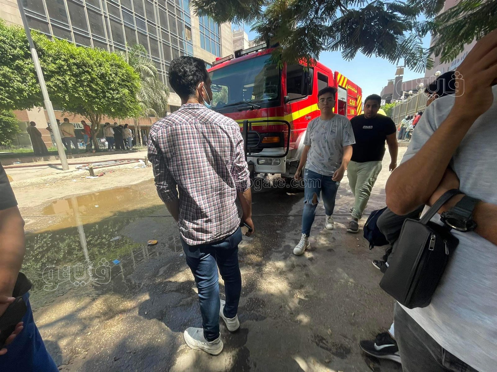 اندلاع حريق في مول هيلتون رمسيس (5)