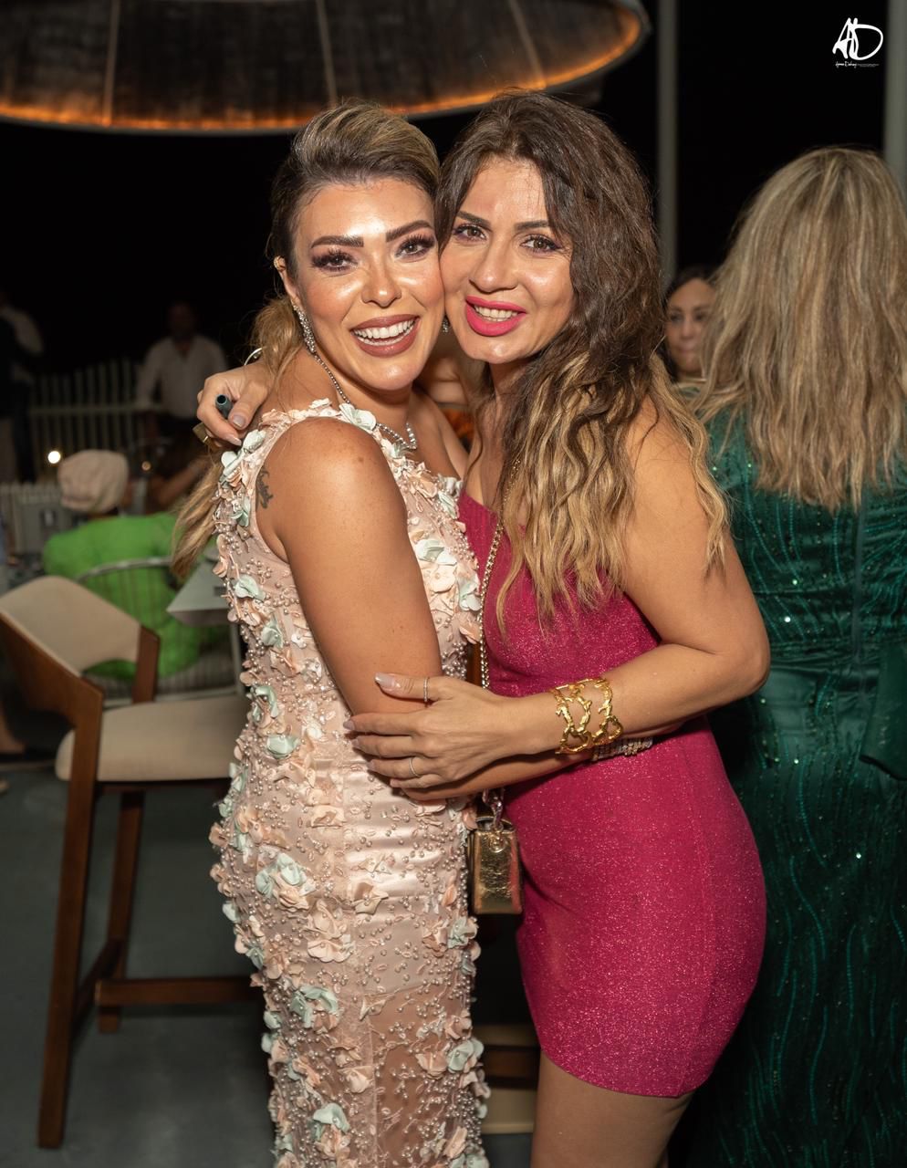 2c2d6939-c2d3-414a-8da2-ea11ccf86e5f