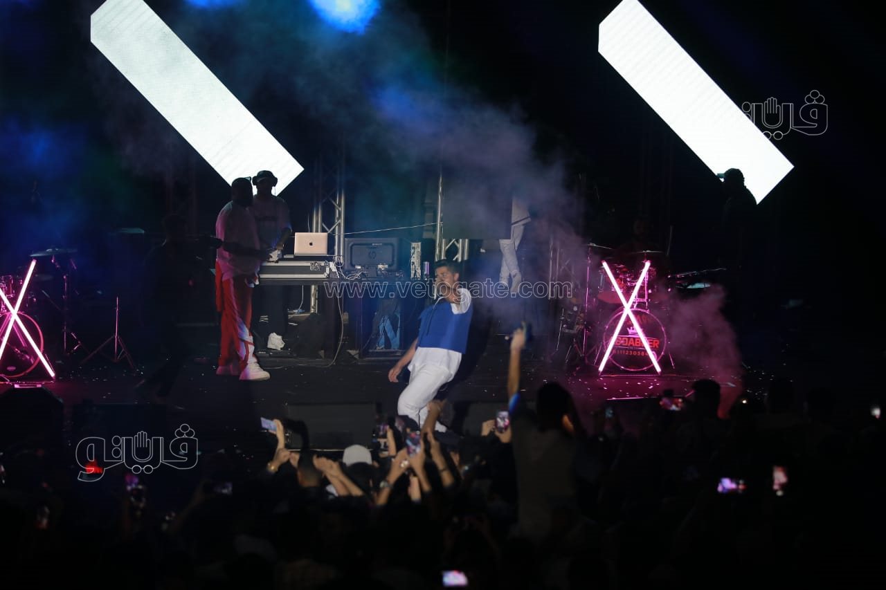 عنبة يلهب أجواء مسرح الزمالك بحفل كامل العدد (3)