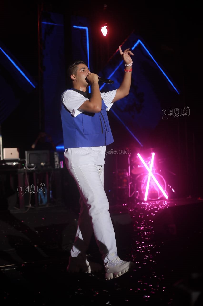 عنبة يلهب أجواء مسرح الزمالك بحفل كامل العدد (14)