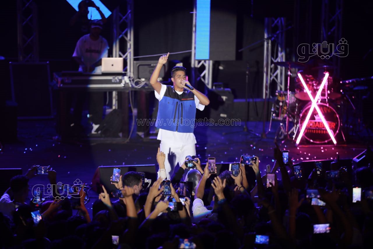 عنبة يلهب أجواء مسرح الزمالك بحفل كامل العدد (22)