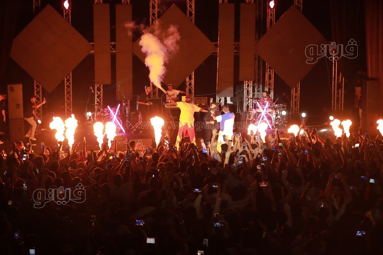 عنبة يلهب أجواء مسرح الزمالك بحفل كامل العدد (24)