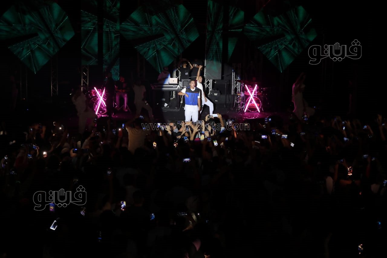 عنبة يلهب أجواء مسرح الزمالك بحفل كامل العدد (37)