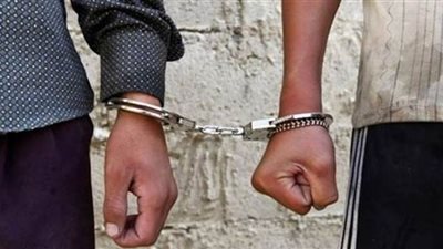 أمن القاهرة يضبط عاطلين بحوزتهما مخدرات بالسلام والمرج