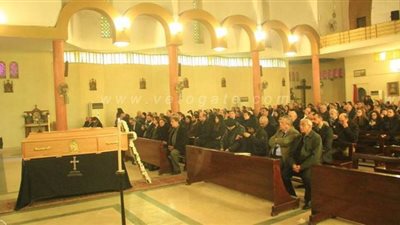 تشييع جثمان نادية رفيق من كنيسة السريان| صور