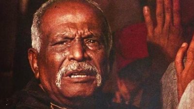 تشييع جثمان الفنان إبراهيم فرح من مسجد السيدة نفيسة