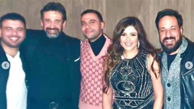 أحمد السقا ومني زكي وعماد متعب في عيد ميلاد ياسمين عبد العزيز| صور