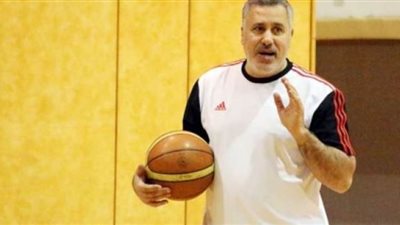 الزمالك يقبل استقالة مدرب السلة عقب الخسارة من الأهلي