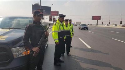 سيولة مرورية في شوارع وميادين الجيزة الرئيسية