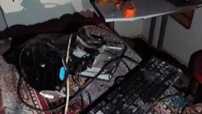 حريق يلتهم مطبعة وسط العريش| صور