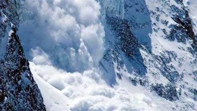 مقتل وإصابة 201 شخص بسبب تساقط الثلوج في باكستان