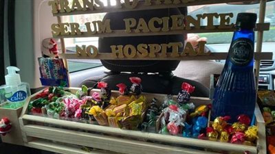 أوبر البرازيل .. مخصص لإسعاد الركاب والسر فى الشوكولاته | صور