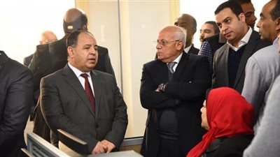 محمد معيط ومحافظ بورسعيد يتفقدان منظومة التحول الرقمي بالإدارة المالية| صور