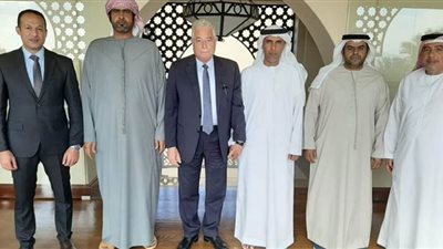 محافظ جنوب سيناء يكرم اللجنة الإماراتية المنظمة لمهرجان شرم الشيخ التراثي | صور