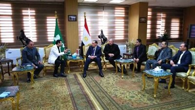 محافظ الشرقية يطالب الموسيقيين بالارتقاء بالذوق العام للمواطنين