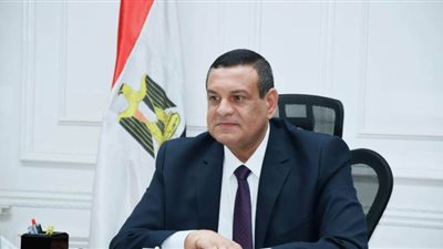 محافظ البحيرة يحيل 34 موظفاً للتحقيق بأبو حمص