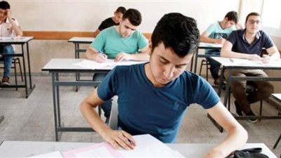 تعليم الجيزة: امتحان الإنجليزي للإعدادية يتدرج من الأسهل إلى الأصعب