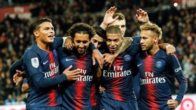 باريس سان جيرمان يفقد 10 لاعبين في مواجهة لوريان