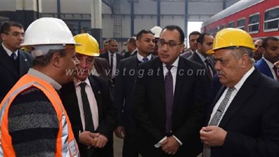 مدبولي: زيادة معدلات إنتاج مصنع سيماف من ٣٠٠ إلى ألف عربة متنوعة سنويا