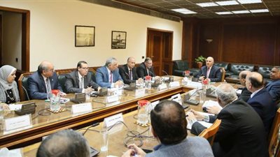 الري: تغطية وتأهيل وحماية جزء من مصرف المحيط استعداداً لإفتتاح  المتحف المصري الكبير