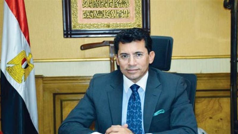 وزير الشباب والرياضة