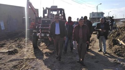 سكرتيرعام بورسعيد يتفقد مستشفى بحر البقر ومحور ٣٠ يونيو | صور