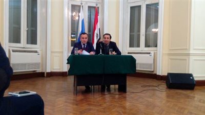 مستشار السفارة الروسية يستعرض فعاليات 