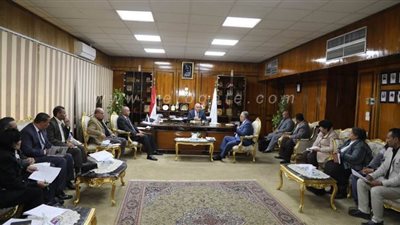 محافظ قنا: 170 مليون جنيه لاستكمال مشروع صرف قفط | صور