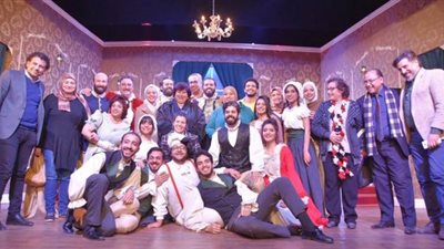 وزيرة الثقافة تشهد مسرحية 