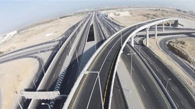 خبراء: شبكة الطرق القومية غيرت شكل الخريطة الاستثمارية في مصر الـ5 سنوات الماضية