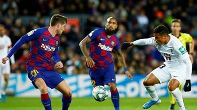برشلونة يفوز على غرناطة 0/1 في الظهور الأول لكيكي سيتين