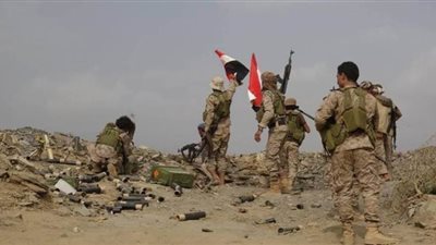 الجيش اليمني يقتل 13 حوثيا بينهم قيادي في جبهة 