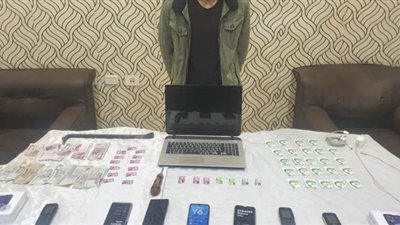 كاميرات المراقبة تكشف عاطل سرق فرع شركة اتصالات في المطرية