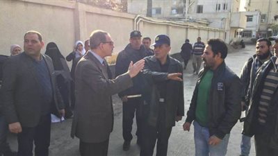 محافظ كفر الشيخ يتفقد مستشفى الحميات عقب نشوب حريق بها