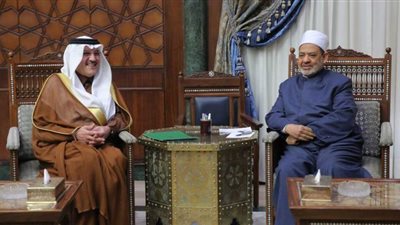 شيخ الأزهر يستقبل السفير السعودي لبحث العلاقات المشتركة