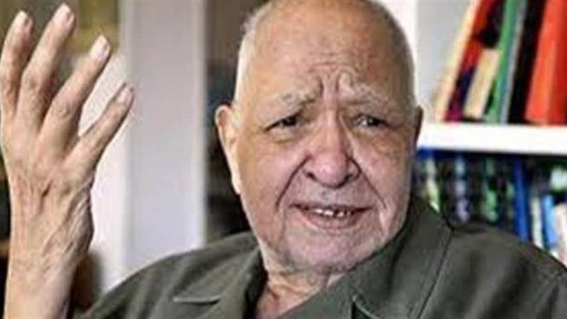 الكاتب محسن محمد