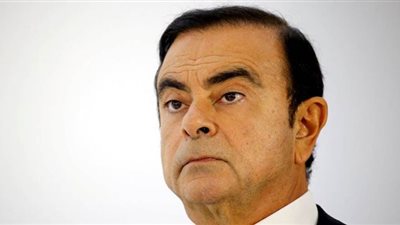 محققون فرنسيون يتجهون لملاحقة غصن قضائيا بشأن حفل في قصر فرساي