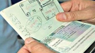 الحكومة ترد على أنباء بيع تأشيرات العمرة في السوق السوداء