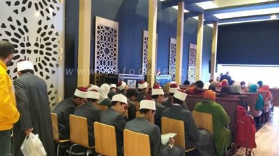 إقبال كبير على جناح الأزهر بمعرض الكتاب| صور