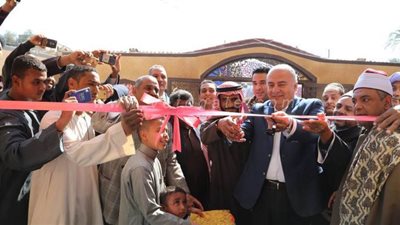 محافظ قنا يفتتح أعمال إحلال وتجديد المسجد الجديد بقرية الشيخ علي | صور