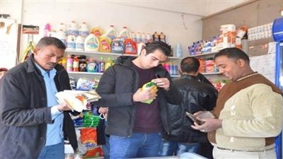 حملات مكثفة لضبط المخالفات التموينية بالإسكندرية