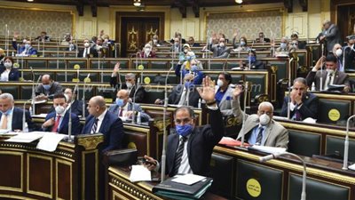 البرلمان يوافق على آلية تعيين رؤساء وأعضاء مجالس إدارات البنوك بالقانون الجديد