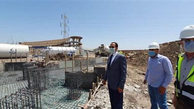 رئيس جامعة دمنهور يتفقد مشروعي كلية الطب والمستشفى الجامعي